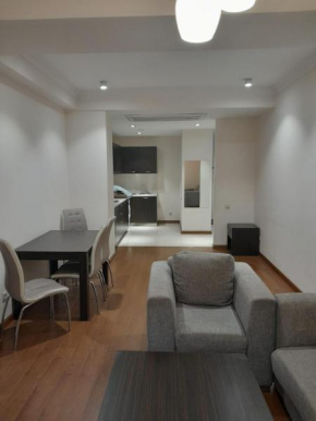 MODERN Apt,Near Opera,CENTRTE,Open Balcony